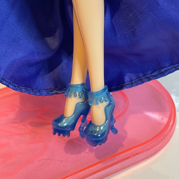 Barbie Fashionistas 💎Beautiful Sapphire Blue gown & Sax - Picture 11 of 12